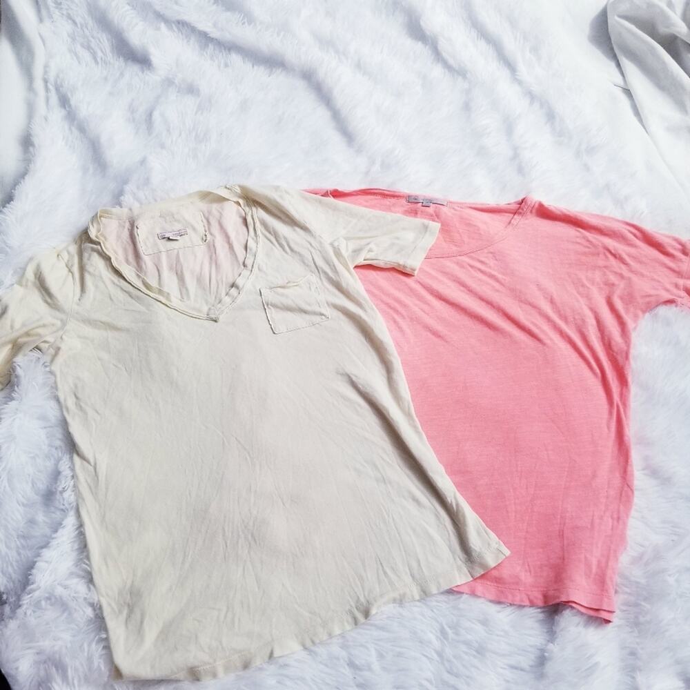 Gap Tee shirt bundle lot of 2 tops XS